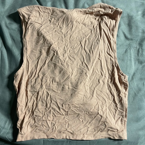 Small crop top - Picture 2 of 2